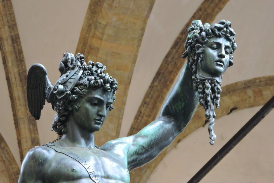 statue of Perseus holding Medusa's head